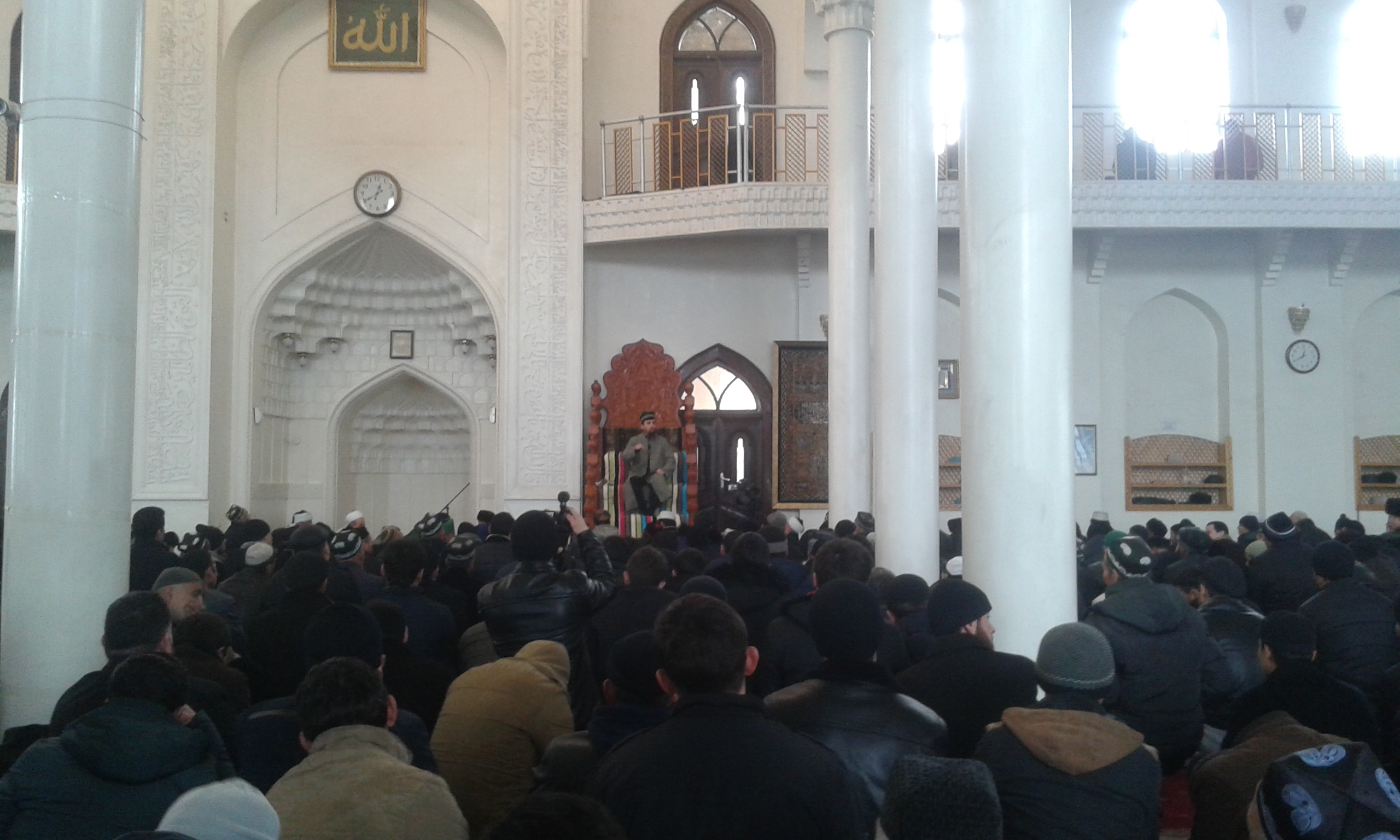 Молитва в душанбе. Намоз. Молитва в душанбе. Молитва в душанбе. Рамадан в таджикистане.