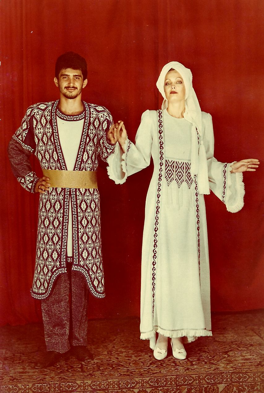 Таджикская ССР национальный костюм