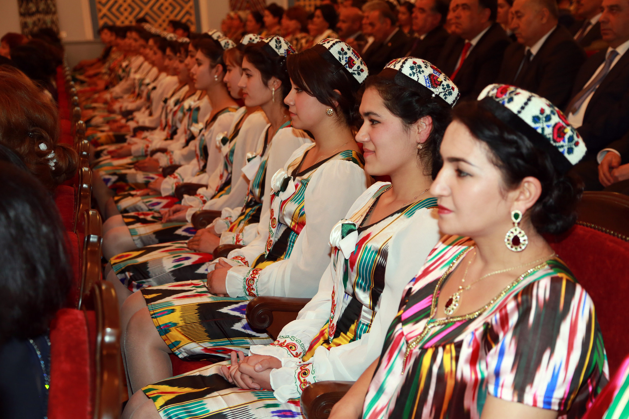 Узбекские свадебные платья национальные