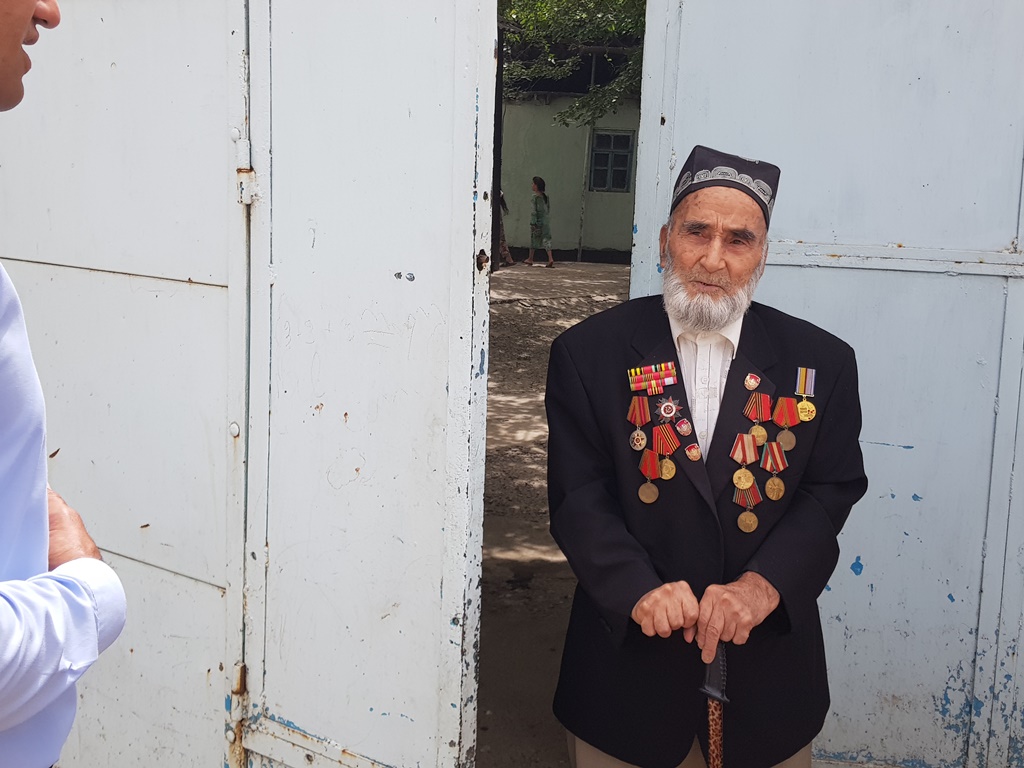 Таджикистана 2015 года. Ветераны Таджикистана. Таджикские ветераны. Таджики ветераны ВОВ. Ветераны ВОВ Худжанд.