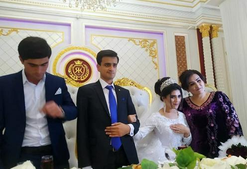 Таджикские песни: любовь и лилии вместо патриотического пафоса