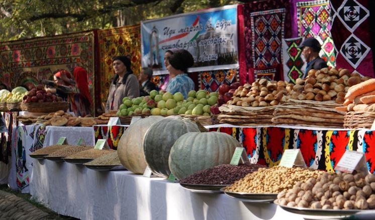 Иди “Меҳргон” ва Намоиш-фестивали биринҷ дар Душанбе
