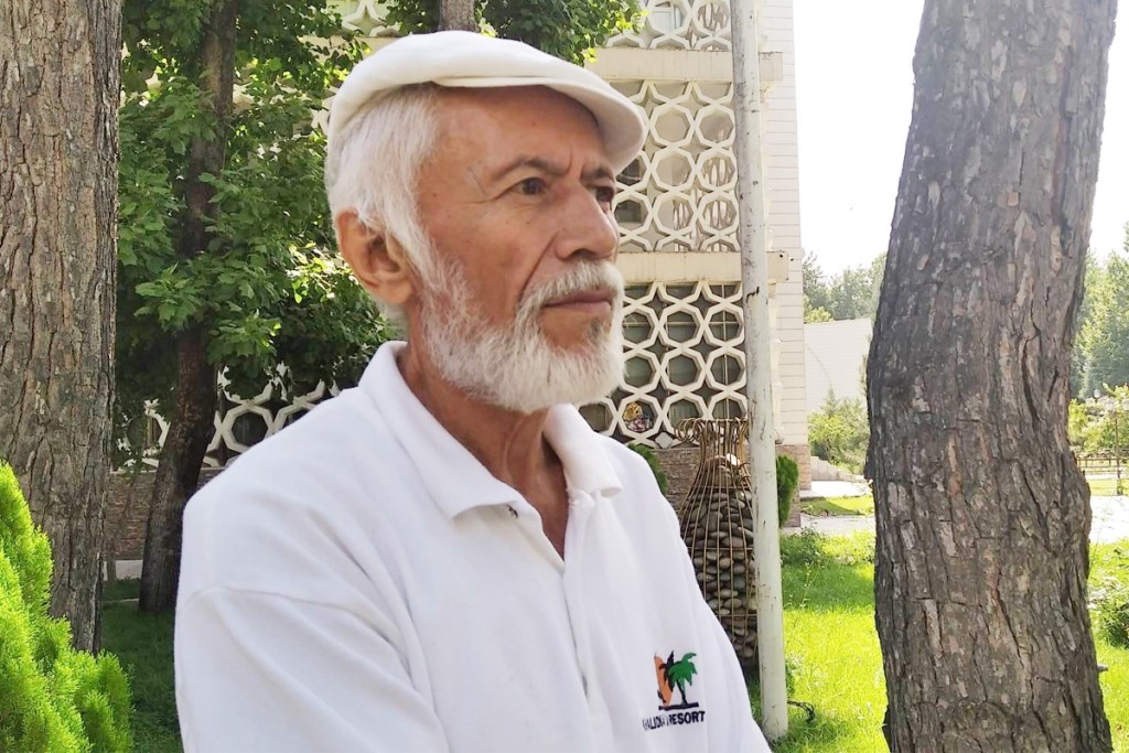 В Душанбе сегодня скончался писатель Бахманер, а в Хатлоне похоронили профессора Хасана Муродиёна