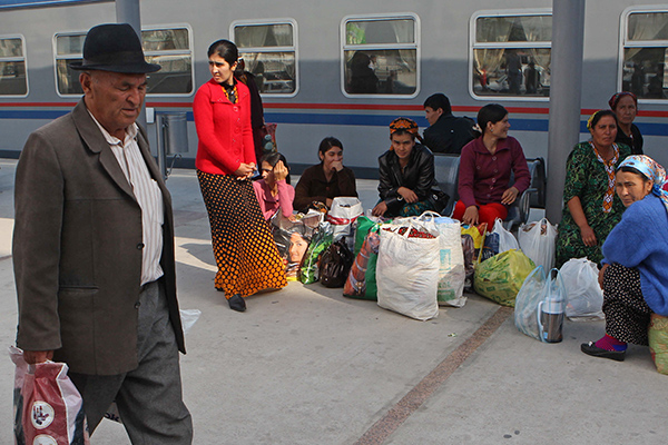 В Туркменистане ограничили передвижение лиц старше 50 лет