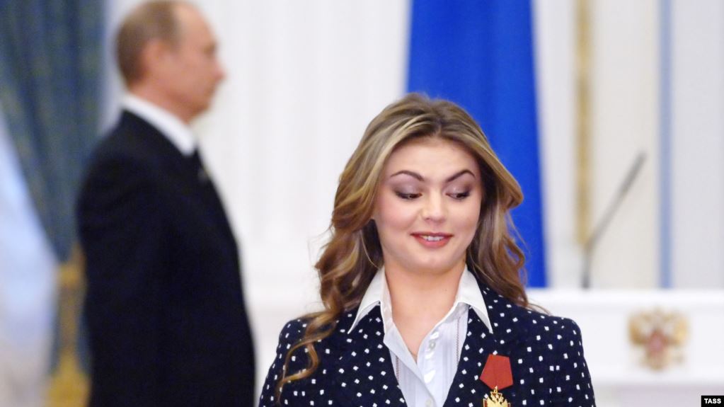 The Insider: Алина Кабаева дар як сол 785 млн рубл кор кард