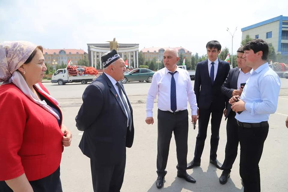 Радио канибадаме канд. Жители Исфары. Мэр города Канибадам 2021. Жители Канибадам. Открытие садика в Канибадаме.