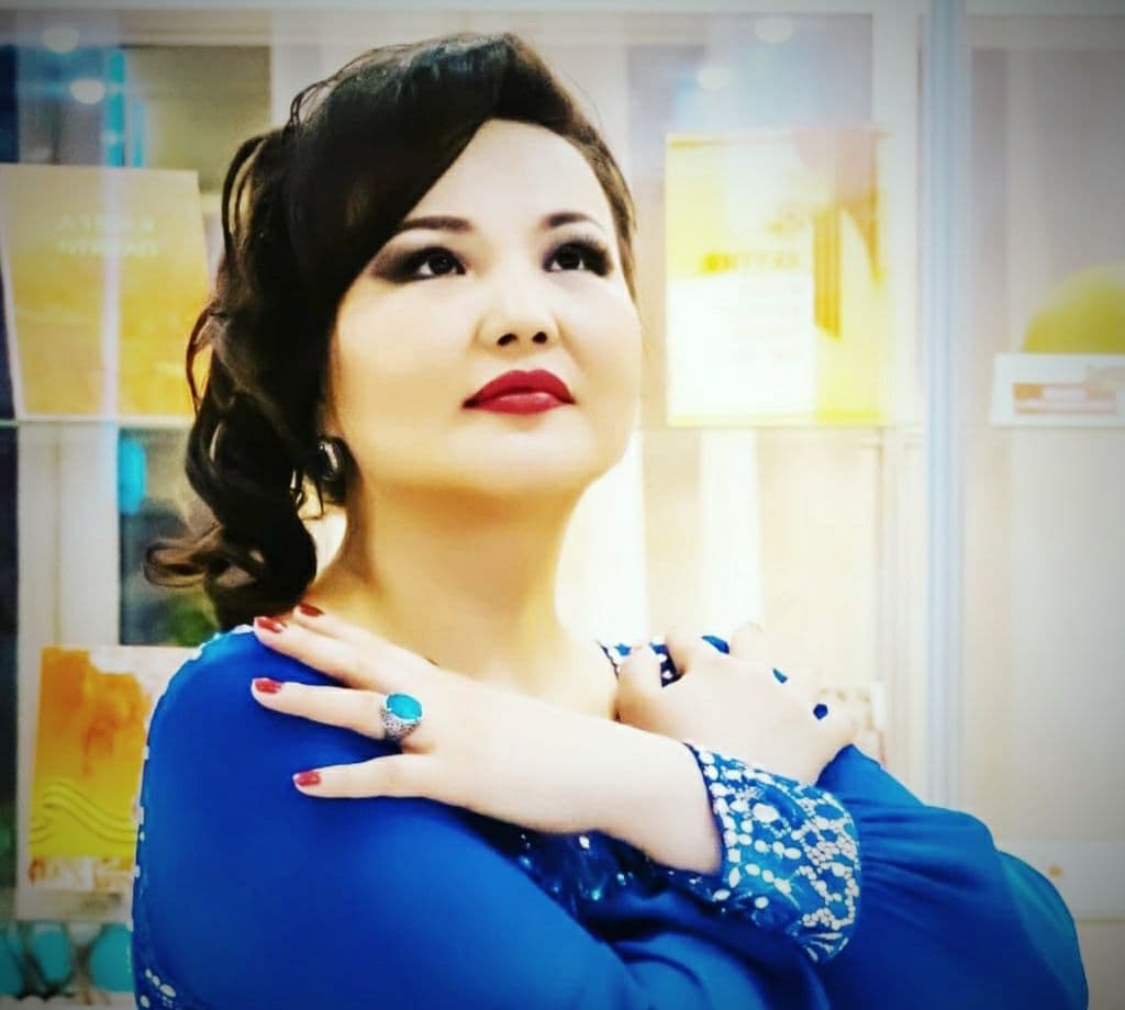 Фото Певица Таджикистан