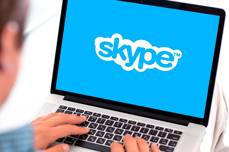 Дизайнер из Новосибирска сняла пародию на рекламу Skype