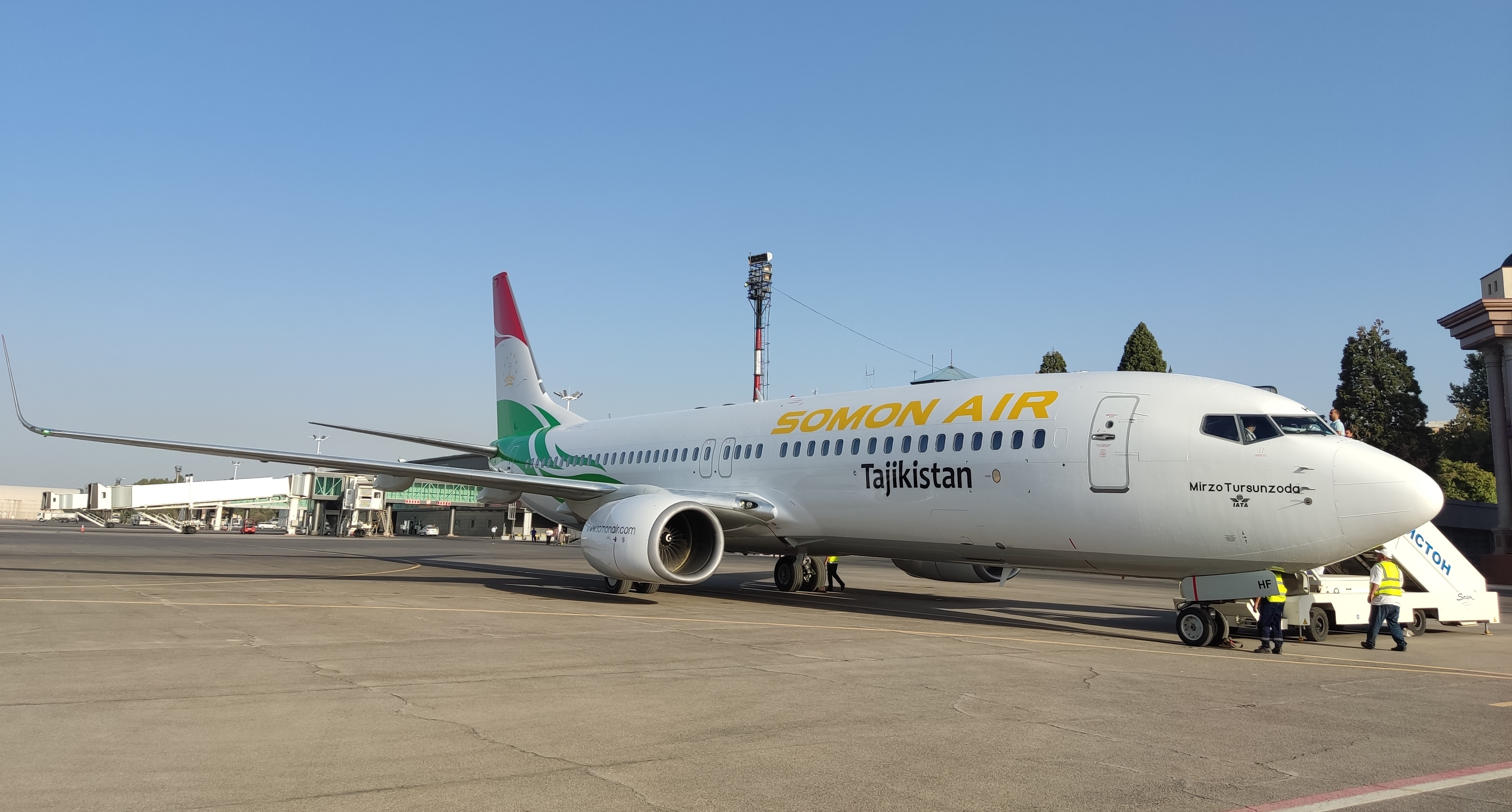 Сомон Эйр» увеличила свой авиапарк на два Боинга 737-800 | Tajikistan News  ASIA-Plus