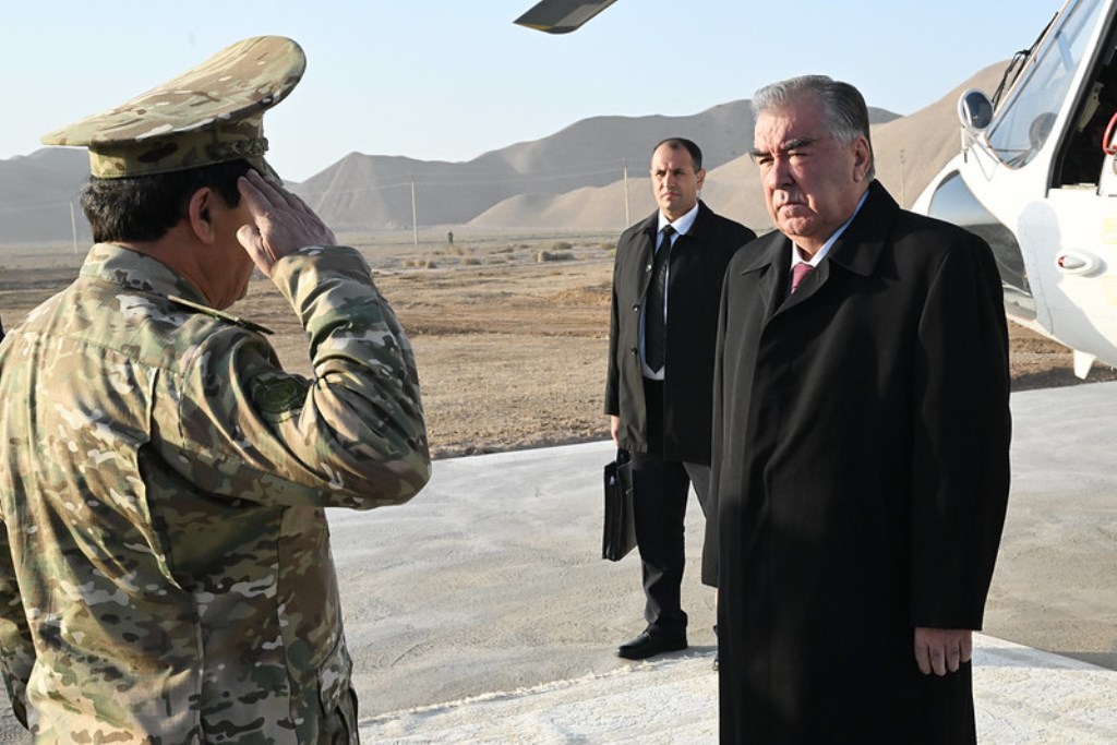 На границе Таджикистана открыли 24 пограничных пункта 