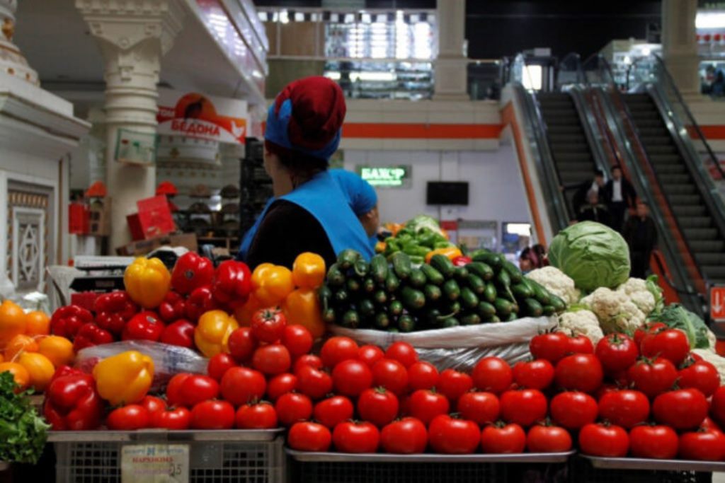 В Таджикистане выросли цены на овощи и фрукты, несмотря на рост производства