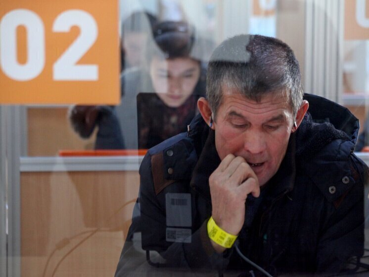 Треть мигрантов в России не сдали экзамен по русскому языку с первой попытки