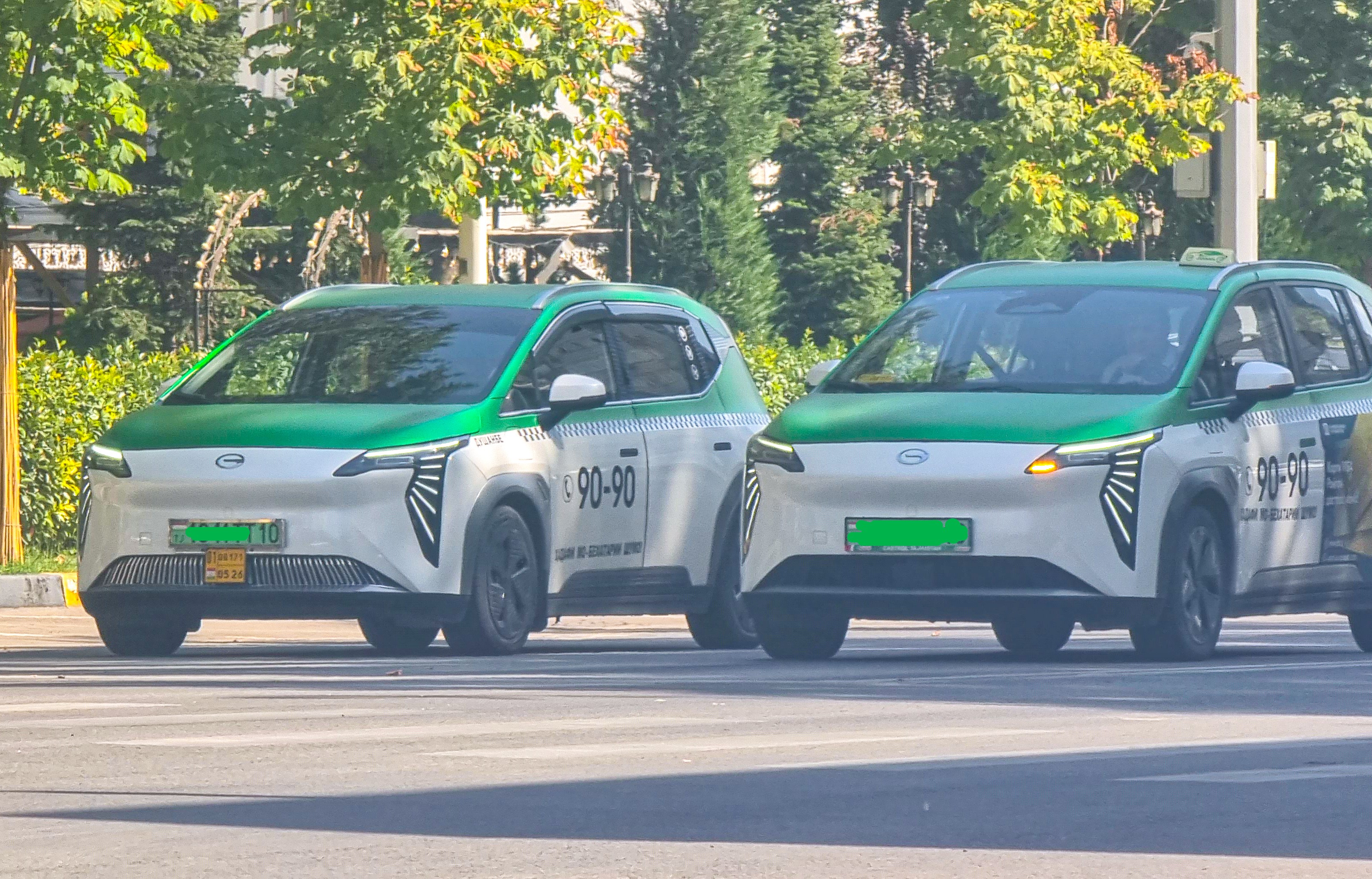 Госавтоинспекция Таджикистана объяснила, почему на такси устанавливаются дополнительные жёлтые номера