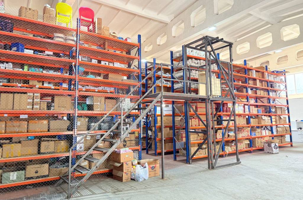 Кто создал таджикский маркетплейс LakLak и как он развивается?