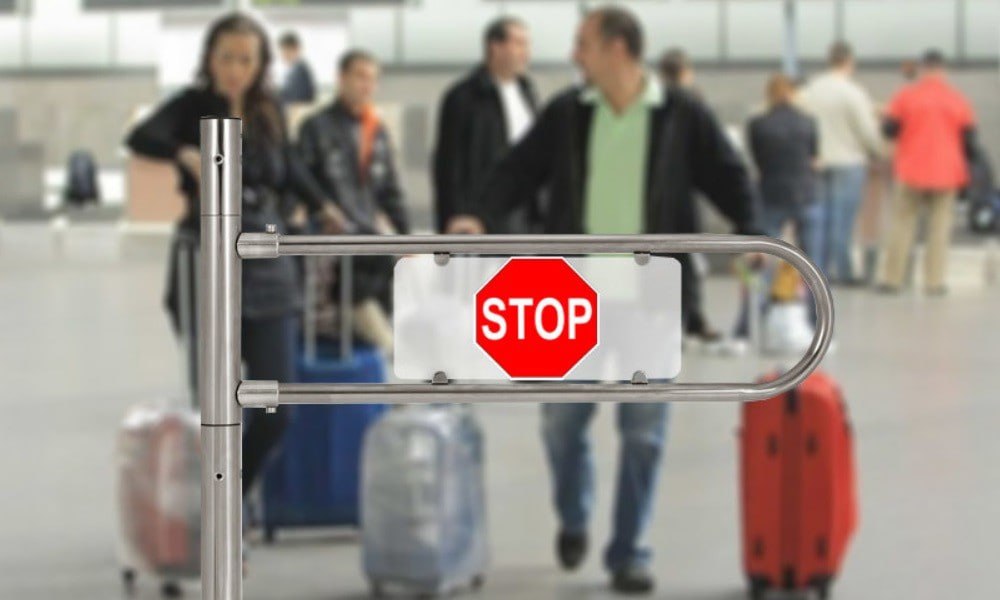 Более 5000 таджикистанцев внесены в черный список Службы исполнения. Они не могут покинуть страну