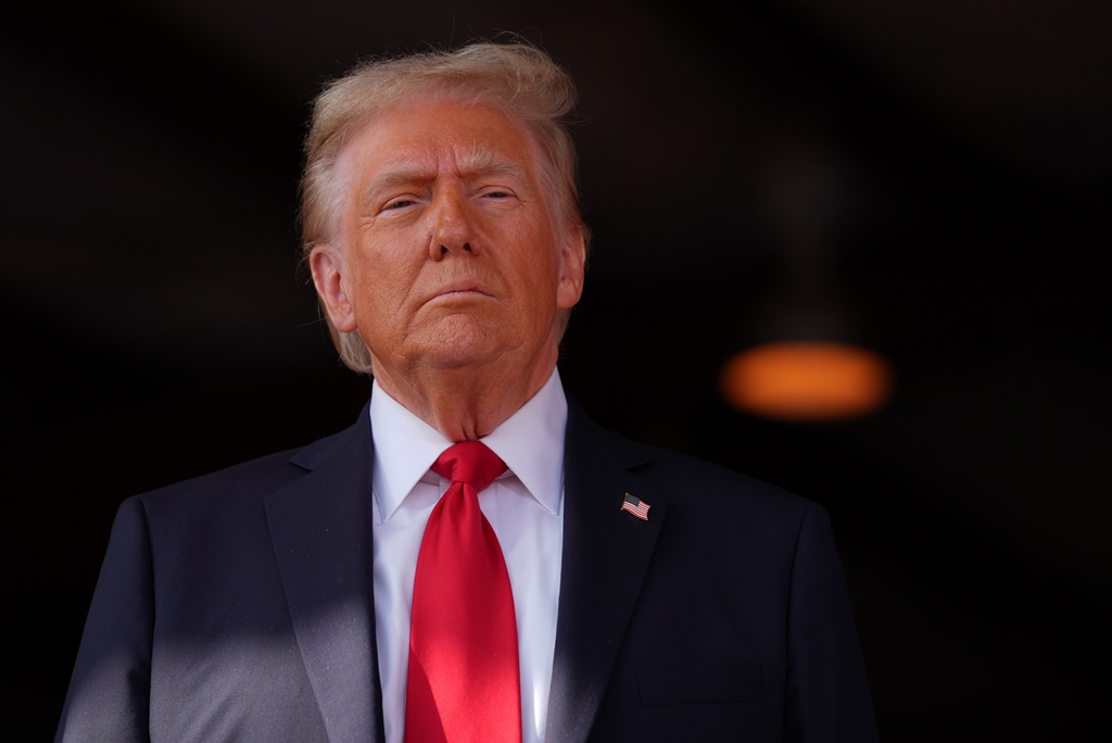 Трамп заявил о намерении США ввести санкции против стран, торгующих с Россией