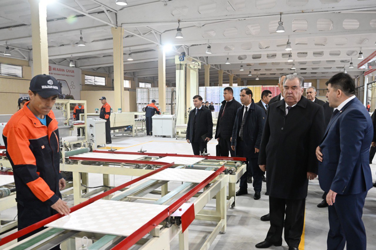 Around 400 new industrial enterprises launched in Tajikistan in 2025