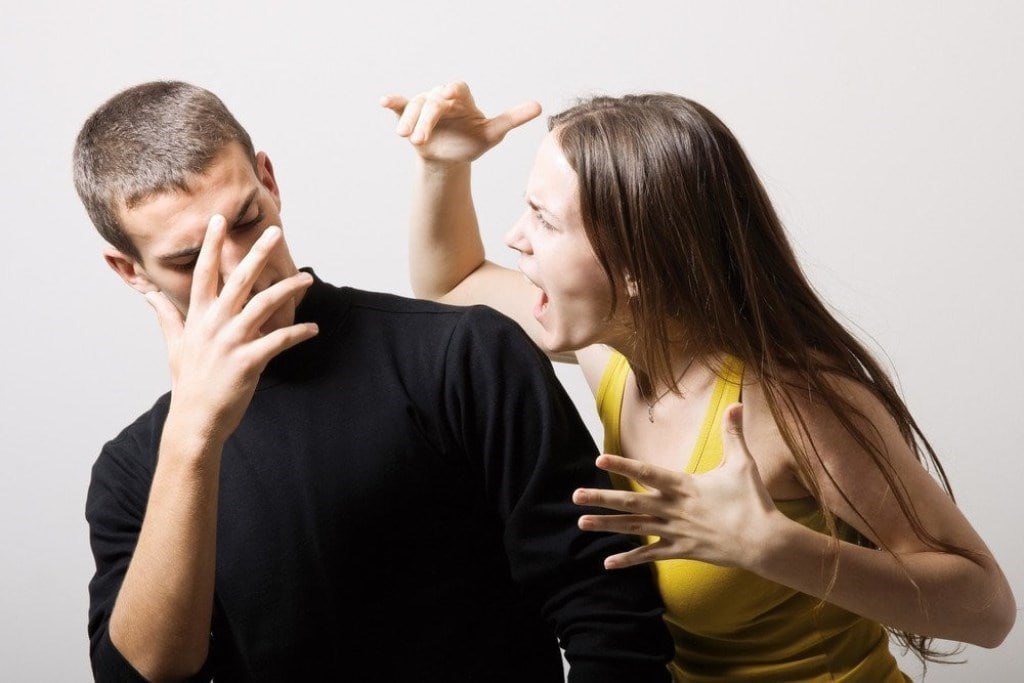 Дар Тоҷикистон зӯроварӣ нисбати мардону занон зиёд шудааст