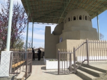 В Исфаре после восстановления официально открыт исторический комплекс