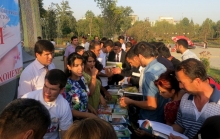 В Душанбе прошла акция «Давайте будем читать книги»