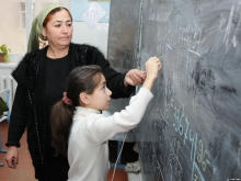 Президент: В школах Таджикистана уровень знаний учеников оценивается не всегда реально