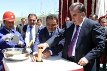 Президент Таджикистана находится на своей малой Родине