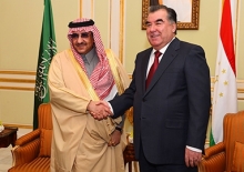 По итогам визита Э. Рахмона в Саудовскую Аравию подписаны пять новых документов