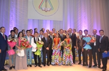 Узбекские артисты покорили душанбинцев