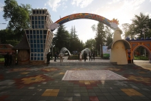 Видеопрогулка по новому детскому парку в Душанбе