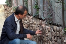 Как таджикский дизайнер превращает обычные стены в горы Памира?