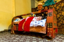 «За день мы устали очень»: какие колыбельные поют мамочки из «Азия-Плюс» своим детям