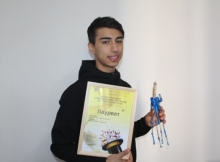 Таджикский эквилибрист стал бронзовым призером мирового фестиваля во Вьетнаме