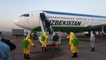 В аэропорту Ташкента встретили прилетевших из Китая граждан Узбекистана