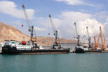 Туркменистан закрыл единственный морской порт на прием судов