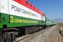 Транзит таджикских поездов через Узбекистан не приостановлен