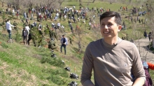 Две тысячи добровольцев посадили деревья в Душанбе. Смотри, как это было
