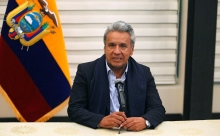 Президент и чиновники Эквадора  на фоне ситуации с коронавирусом вдвое сократили свою зарплату