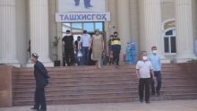 Таджикистан вышел на первое место в регионе по числу жертв COVID-19