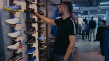 Asics в Душанбе: сколько стоят кроссовки бренда и какие самые дорогие