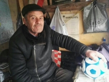 Бофандае, ки тӯпи дастии футбол месозад: бояд ин корро дастгирӣ кунанд