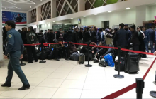 Моҷарои парвозҳои мустақим: тайёра рафт, мусофиронро набурд, мақомот 