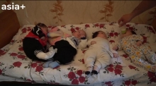 Как в Таджикистане живут четверняшки, которым стукнуло 4 месяца