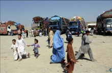 Группа афганцев просит власти Казахстана переселить их