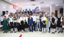 В Душанбе проходит выставка детского творчества «Добро пожаловать на 20-летие ШОС»