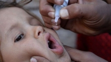 Талибы не разрешают вакцинировать детей от полиомиелита в домашних условиях