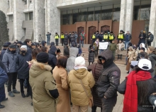 В Бишкеке проходит акция против ввода миротворцев ОДКБ в Казахстан