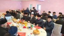 Таджики и кыргызы сели за стол дружбы