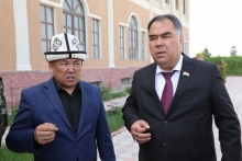 Договорились об отводе войск. Встреча делегаций Таджикистана и Кыргызстана по вчерашнему инциденту завершилась