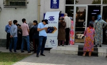 В каких банкоматах в Душанбе можно снять деньги?