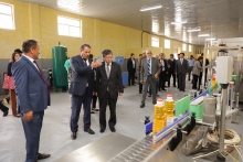 Производство хлопкового масла в районе Дусти для улучшения благосостояния населения в таджикско-афганских приграничных районах